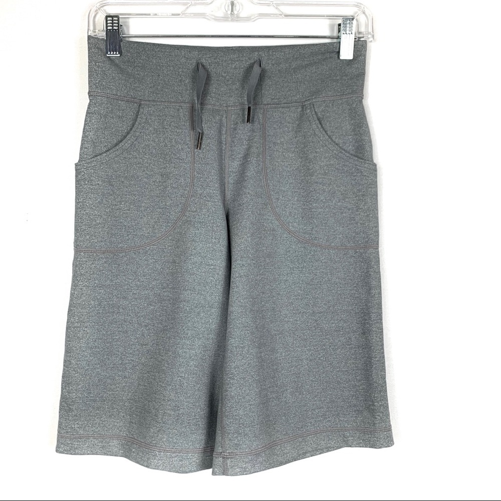 Lululemon still crop wide leg yoga pants